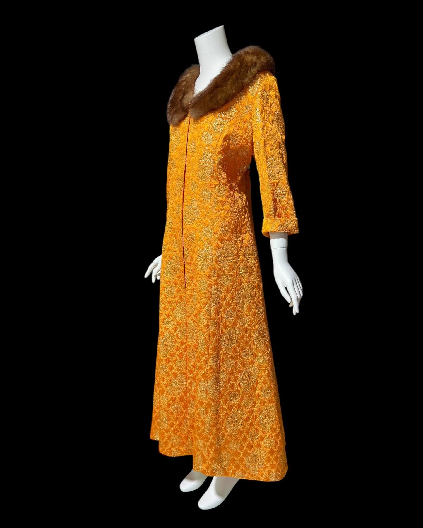 MALOUF PERFECT NEGLIGEE, vintage 1950s orange gold metallic brocade shift dressing gown robe, front zip mink fur trim