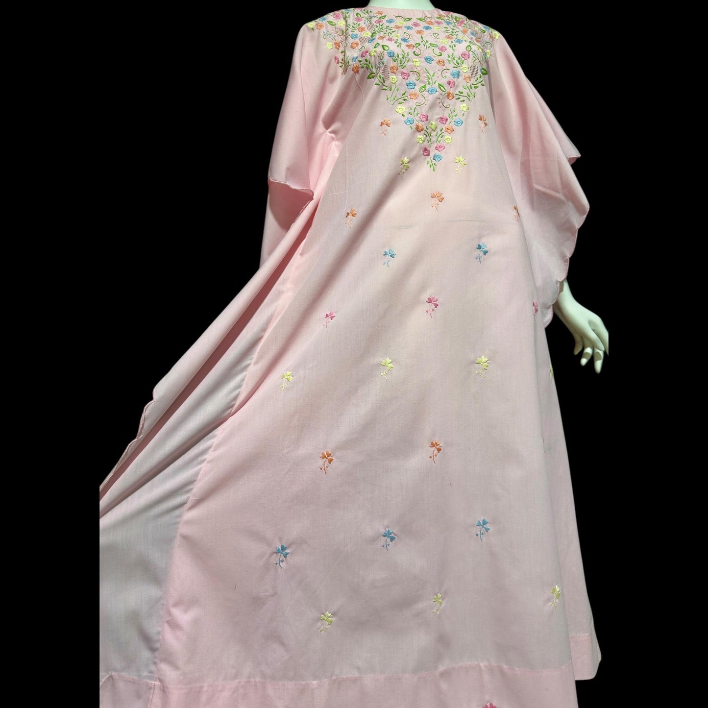 1970s vintage caftan dress, baby pink cotton, embroidered field of flowers, floral and cutwork Kaftan