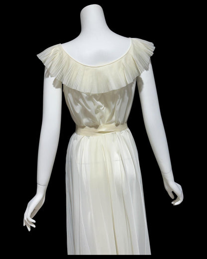 VANITY FAIR Julius Garfinckel, vintage 1940s Ivory sheer chiffon lace pleated Grecian goddess gown