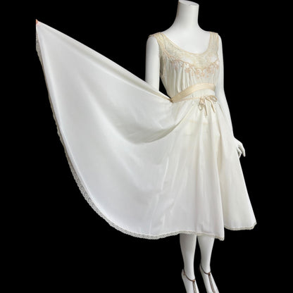 MONTALDO'S, vintage 1950s nightgown, short creamy white Grecian Goddess night dress