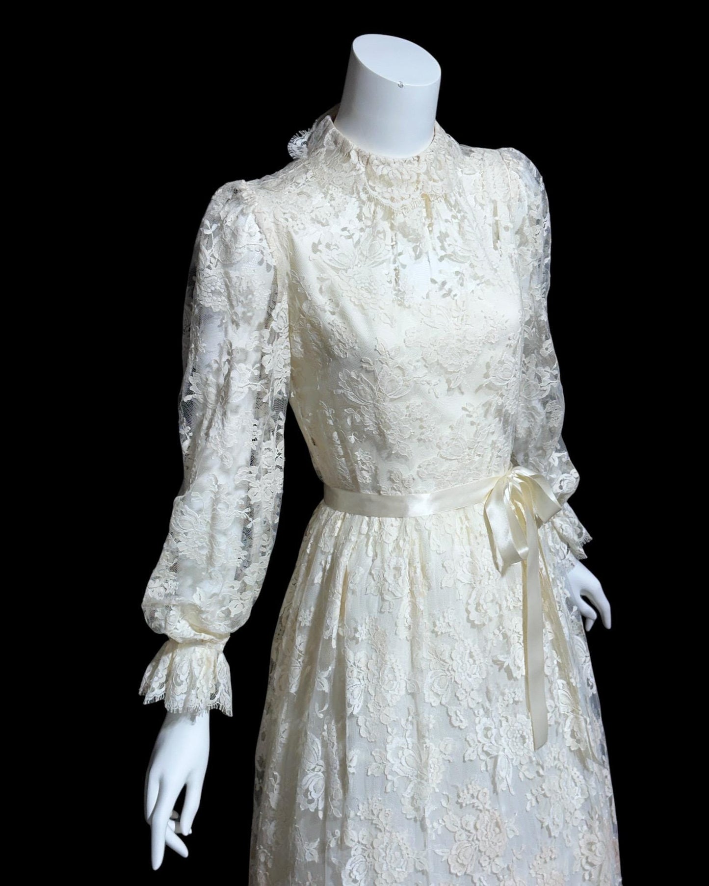 TRAVILLA vintage 1970s ivory lace dress, for ISABEL GERHART boho wedding party dress