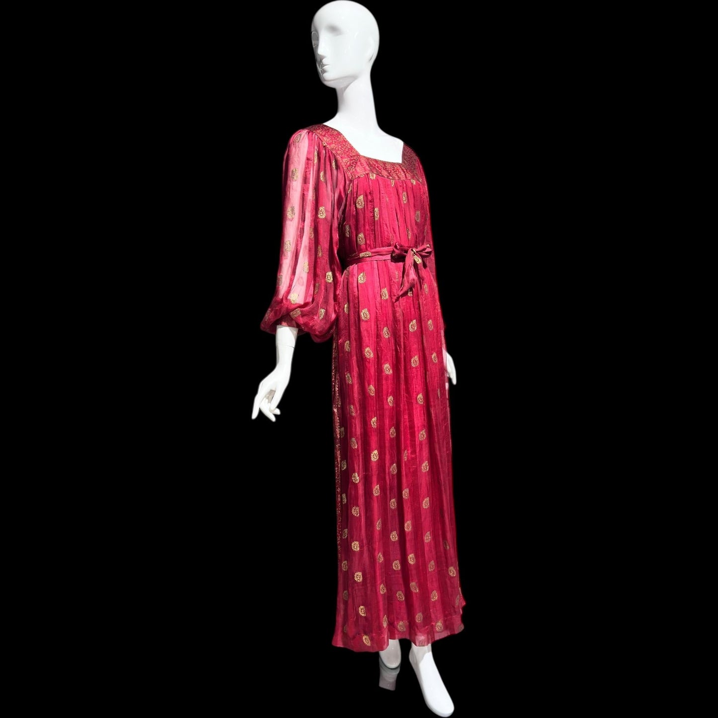 NEIMAN MARCUS Vintage 1970s evening dress, 100% Indian Silk Caftan Dress: Hippie Boho Maxi
