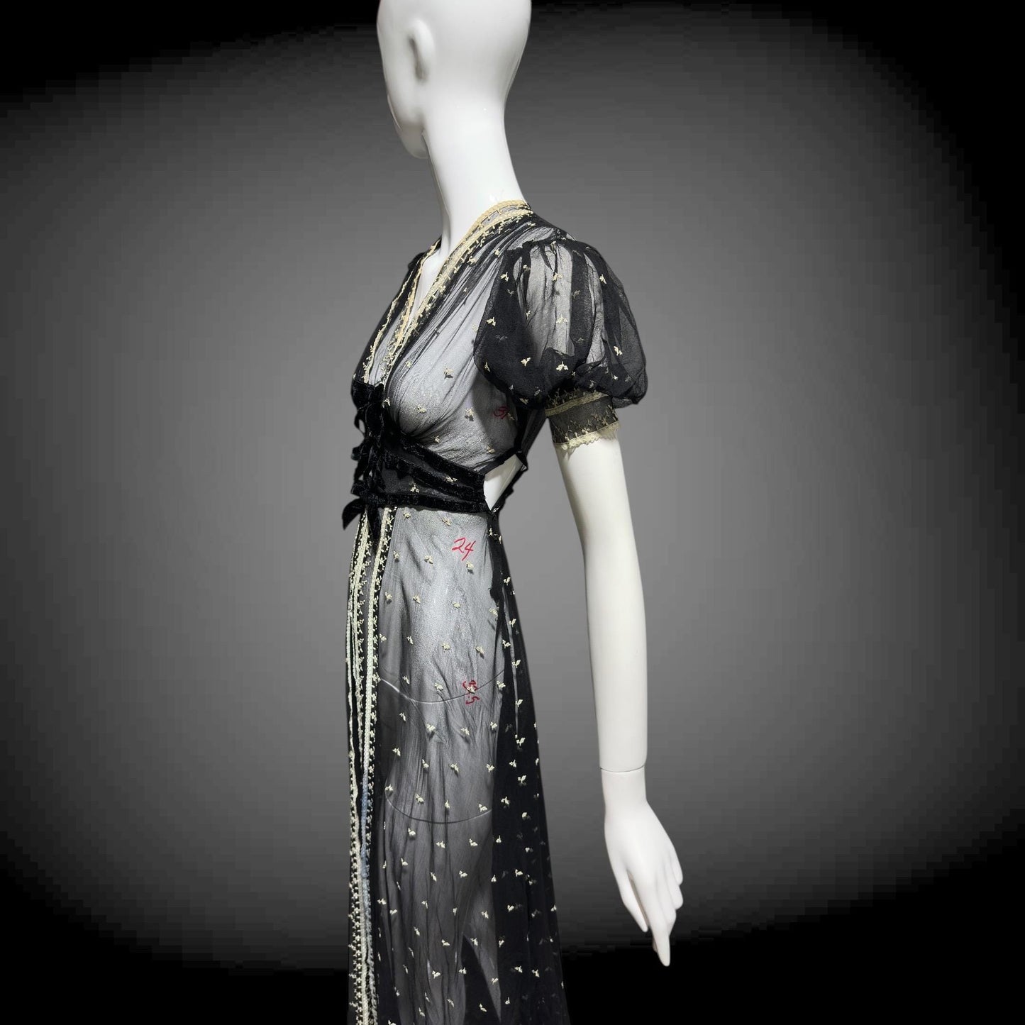 1930s Vintage Sheer Lace Evening Dress: Black embroidered babydoll Dress