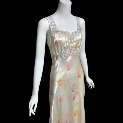 RADCLIFFE vintage 1930s nightgown, "Great Master Print" floral hydrangea night dress, bias cut with pale blue eyelet lace