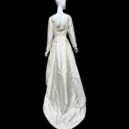 ST PUCCHI vintage 1980s wedding dress, Avine Perucchi, The BACK! white 100% Thai silk ball gown