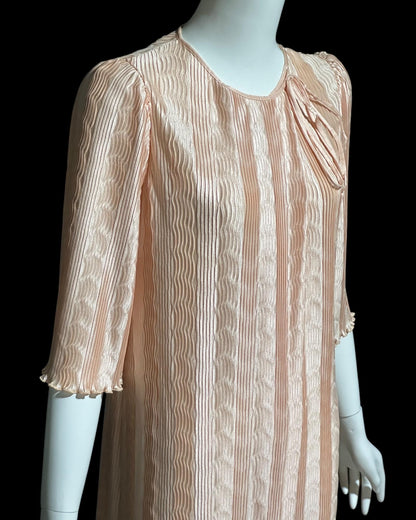 MARY McFADDEN for I. Magnin, 1980s vintage dressing gown, peachy pink wrap open front pleated robe