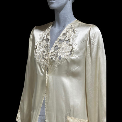 PEONY vintage 1950s dressing gown robe, 100% silk creamy white embroidered robe house coat