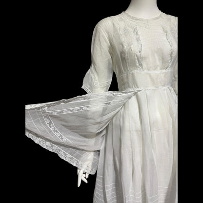 1900s Antique Victorian wedding dress, vintage white batiste cotton lawn gown, Edwardian day dress