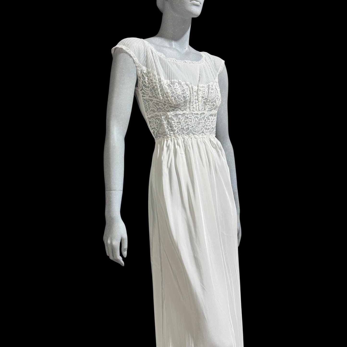 ARISTOCRAFT vintage 1940s nightgown slip dress, white sheer lace gown, bridal negligee lingerie dress