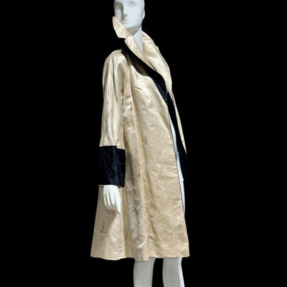 1950s Vintage evening swing coat, Reversible pearl and black shiny silk damask butterfly opera coat