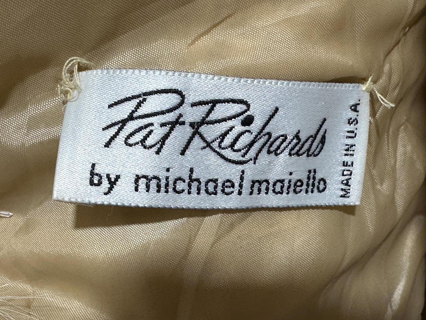 PAT RICHARDS Michael Maiello, vintage 1980s evening dress, white lace & fox collar dynasty glam gown