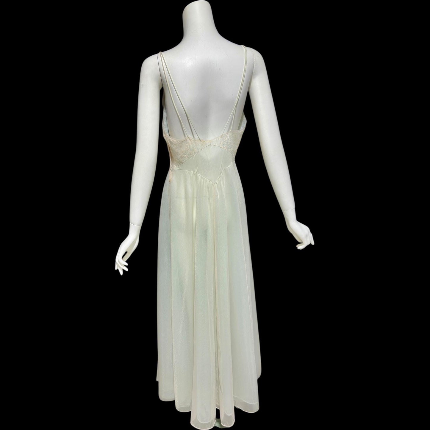 Vanity Fair Nightgown slip dress: Vintage 1940s Sheer pale green nylon and Lace Old Hollywood Glamour gown