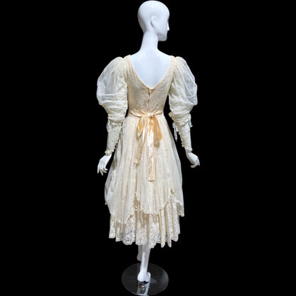 MARIANA HARDWICK vintage 1980s wedding dress, Cream lace & tulle romantic midi gown