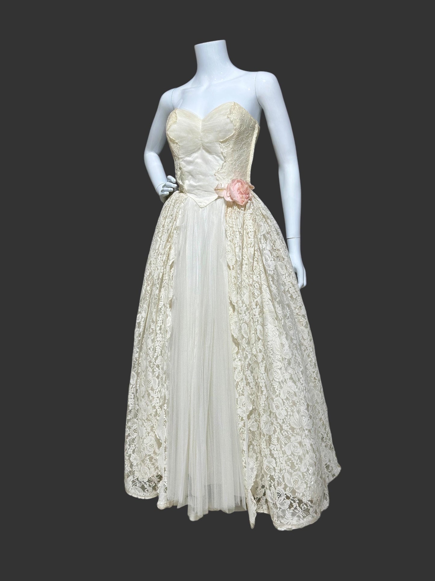 1950s vintage wedding prom dress, ivory off-white lace and tulle cupcake evening gown