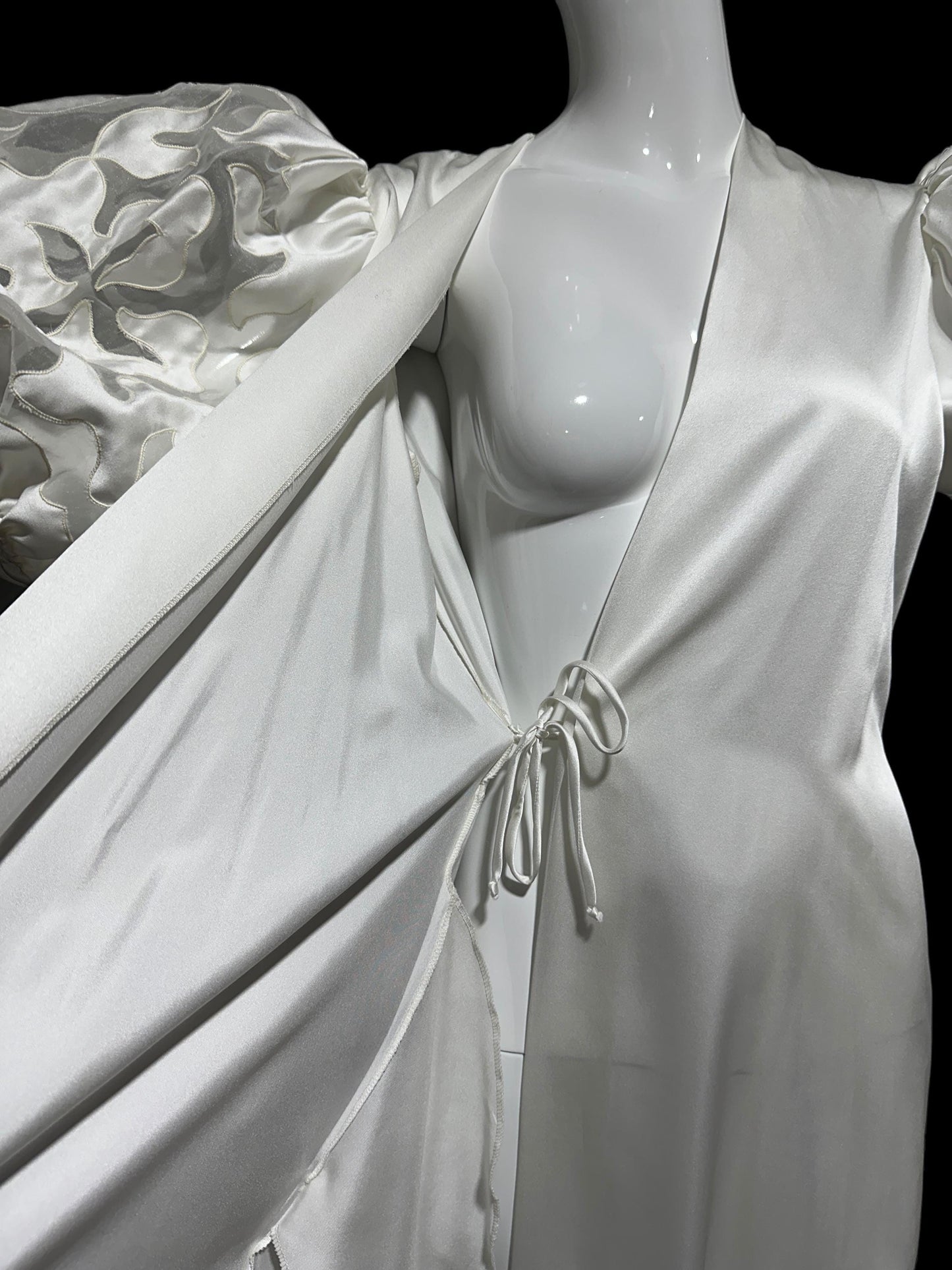 GEORGETTE TRABOLSI, 1980s Vintage dressing gown, White bridal peignoir robe, cutout puffed sleeves