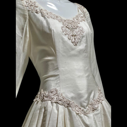 ST PUCCHI vintage 1980s wedding dress, Avine Perucchi, The BACK! white 100% Thai silk ball gown