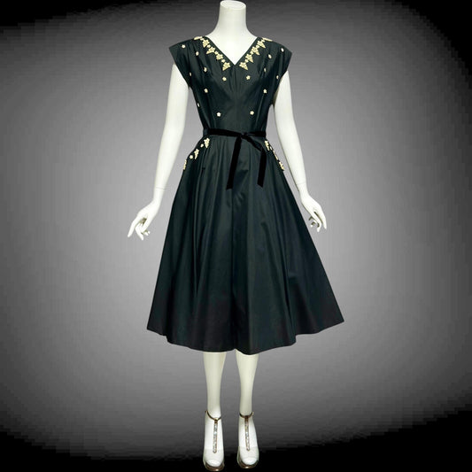 1940s vintage Black polished cotton cocktail party dress, circle skirt fit & flare evening dress